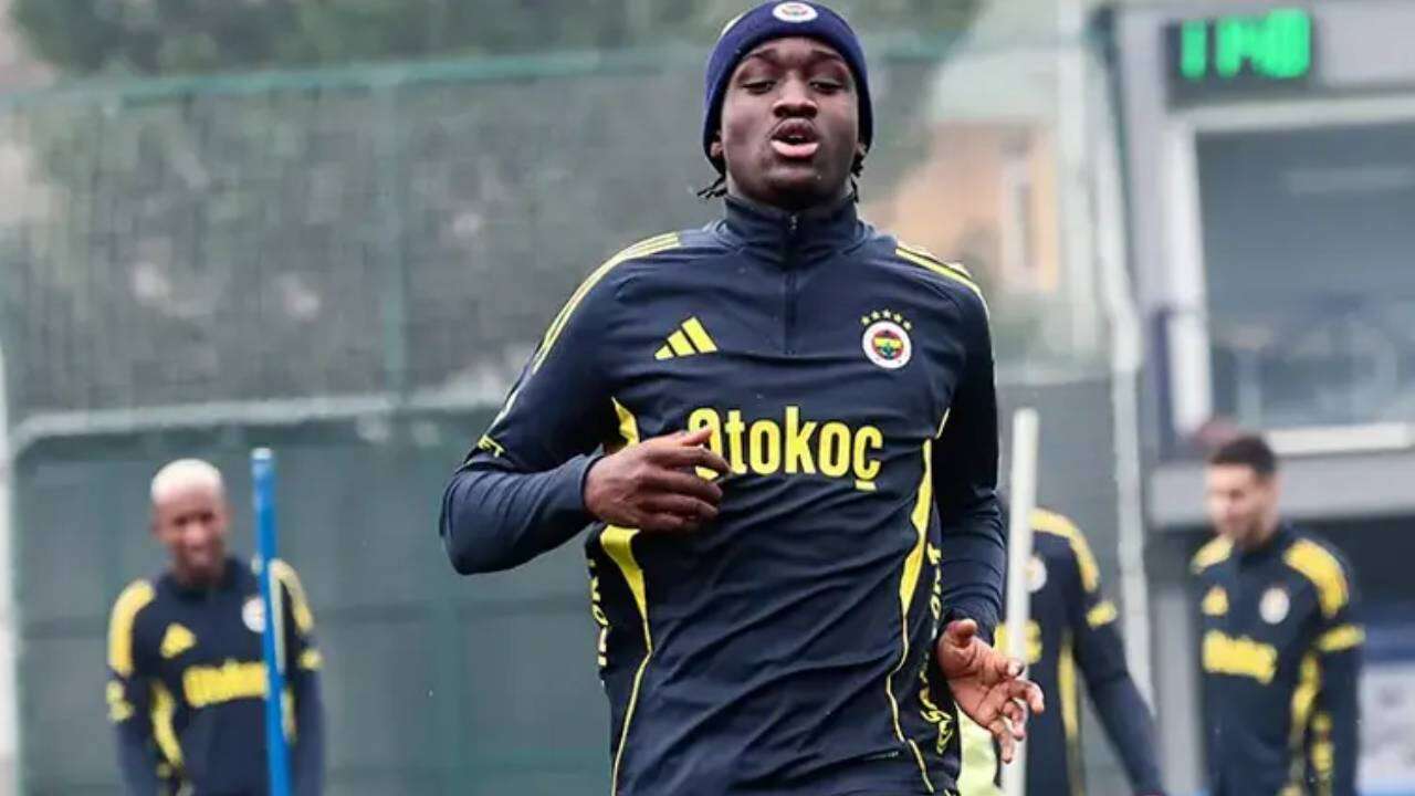 Fenerbahçe'de İsmail Kartal'ı bekleyen büyük tehlike: Takımdan bedavaya ayrılıyor, Aziz Yıldırım kara kara düşünüyor! 3